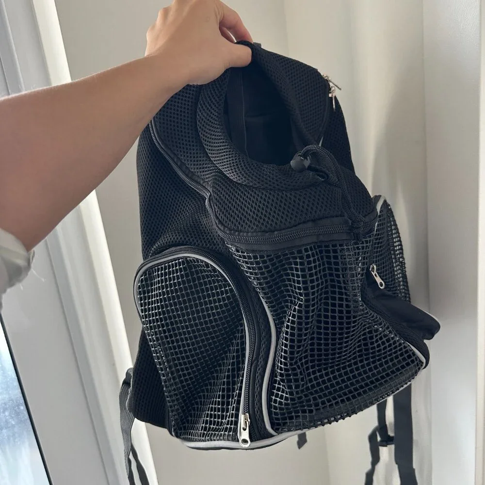 Pet Carrier Backpack for hiking - Picture 1 of 5
